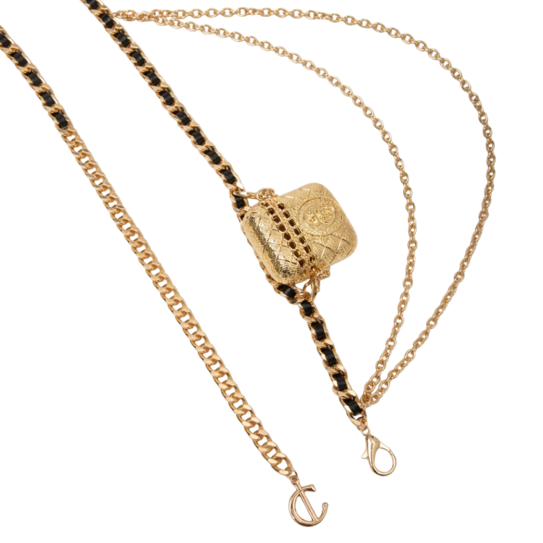 Cinto Corrente Júlia (Corrente Dourada com Mini Bag). Em até 4 x R$ 37,25. Sem Juros.
