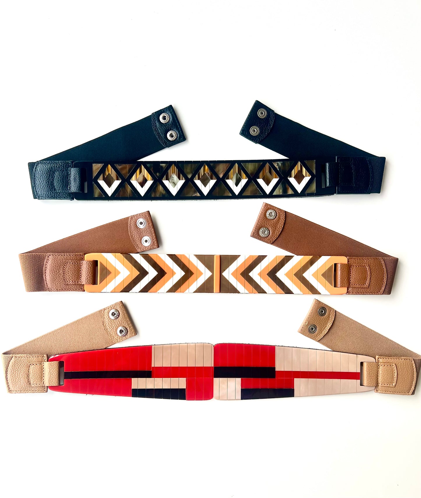 Cinto Elástico Luiza (Nude com Elástico e Desenho Étnico). Em até 4x