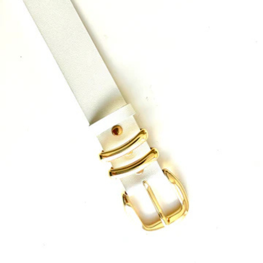 Cinto Couro Anizia (Off white com Fivela e Passante dourados). Em até 4 x R$ 42,47.