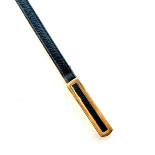 Cinto Couro Andrea (Preto com Fivela Dourada). Em até 4 x 32,25.