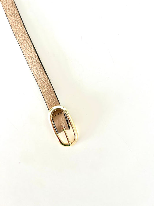 Cinto Mia (Couro Nude com Fivela Dourada). Em até 4 x R$ 24,97. Sem Juros.